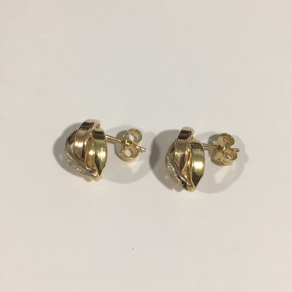 18k Tri Color Gold Stud Earrings With Push Backs - Picture 7 of 8